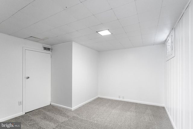 2527 VETERANS DR, Wilmington, DE 19810