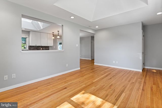 2527 VETERANS DR, Wilmington, DE 19810