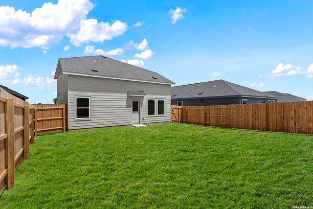 407 Sauvignon Pt, New Braunfels, TX 78130