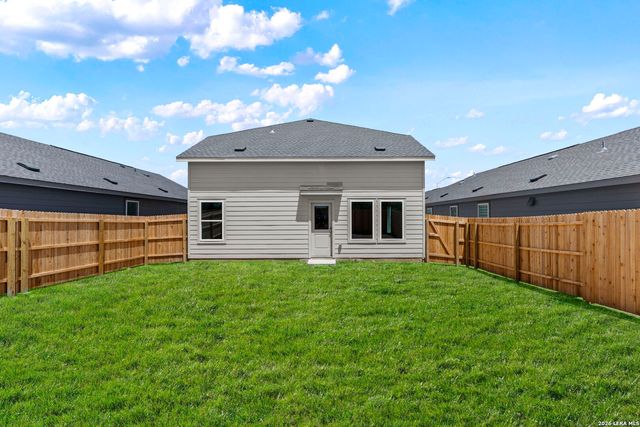 407 Sauvignon Pt, New Braunfels, TX 78130