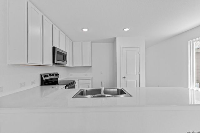 407 Sauvignon Pt, New Braunfels, TX 78130