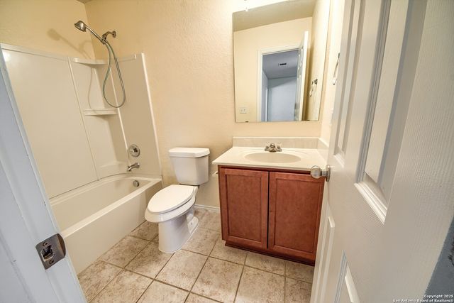 11843 SILVER COINS, San Antonio, TX 78254