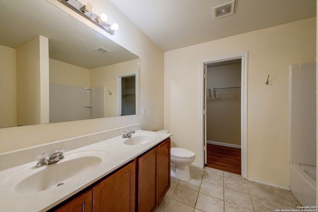 11843 SILVER COINS, San Antonio, TX 78254