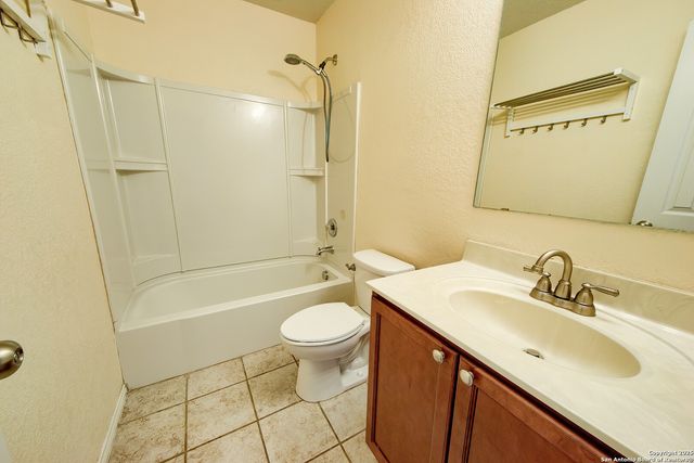 11843 SILVER COINS, San Antonio, TX 78254