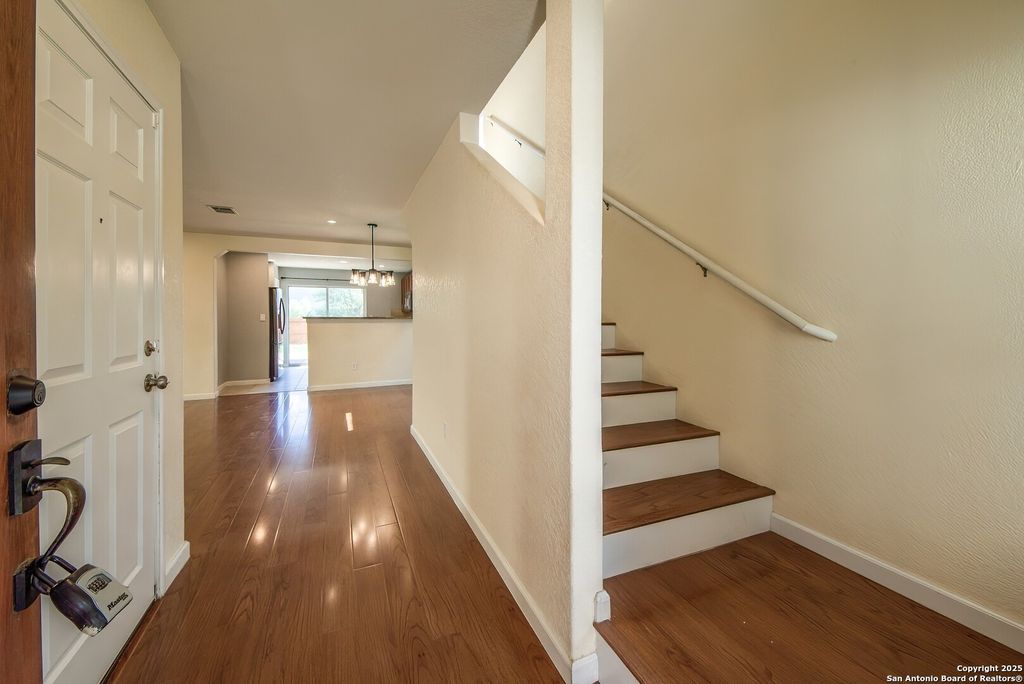 11843 SILVER COINS, San Antonio, TX 78254