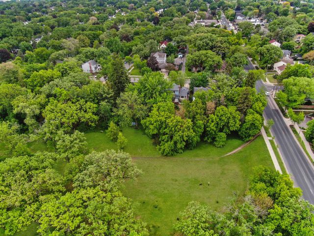 2212 W 53rd Street, Minneapolis, MN 55419