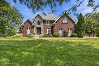 300 Longview Park Pl, Louisville, KY 40245