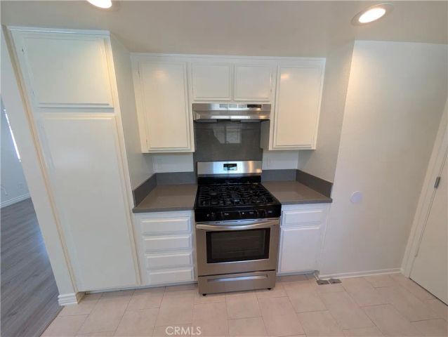 529 E Colorado Boulevard D, Monrovia, CA 91016