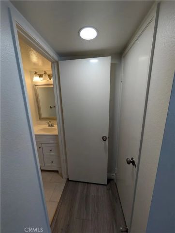 529 E Colorado Boulevard D, Monrovia, CA 91016
