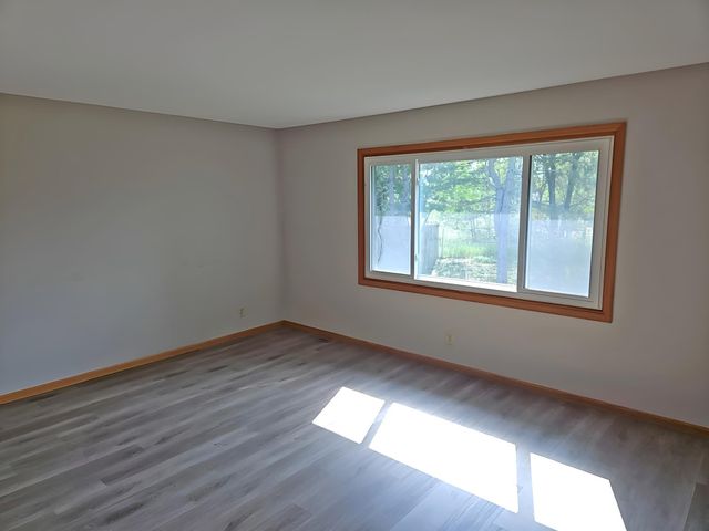 7613 Fairfield Road, Brooklyn Park, MN 55444