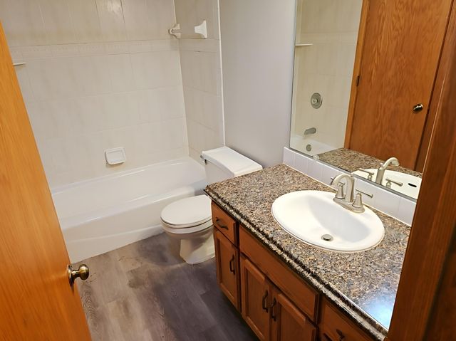 7613 Fairfield Road, Brooklyn Park, MN 55444