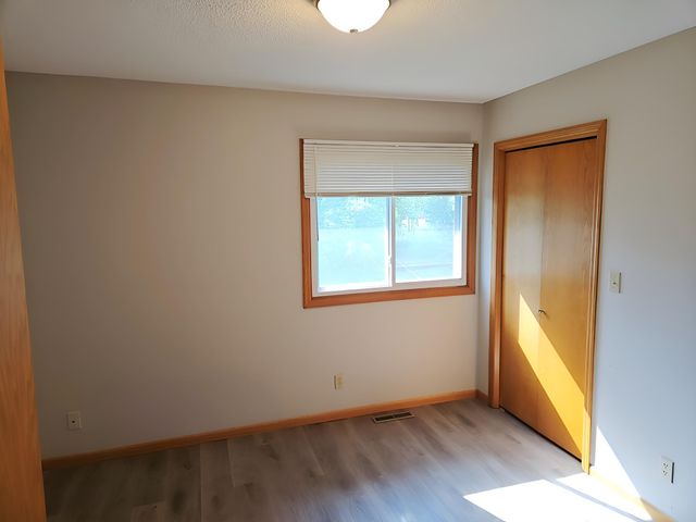 7613 Fairfield Road, Brooklyn Park, MN 55444