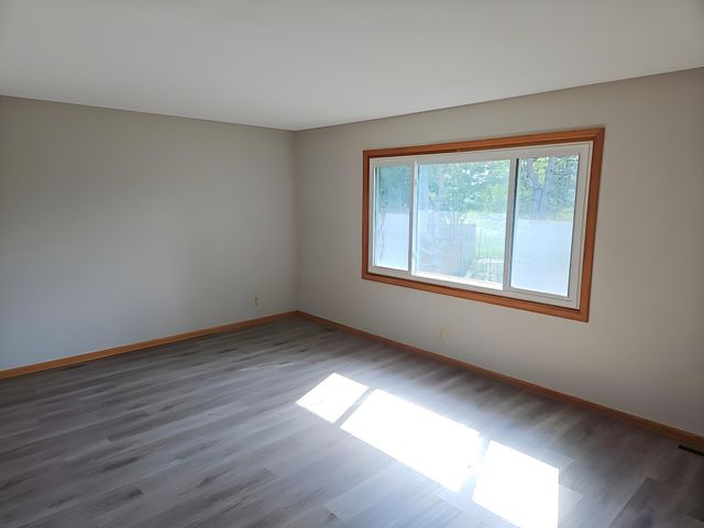 7613 Fairfield Road, Brooklyn Park, MN 55444
