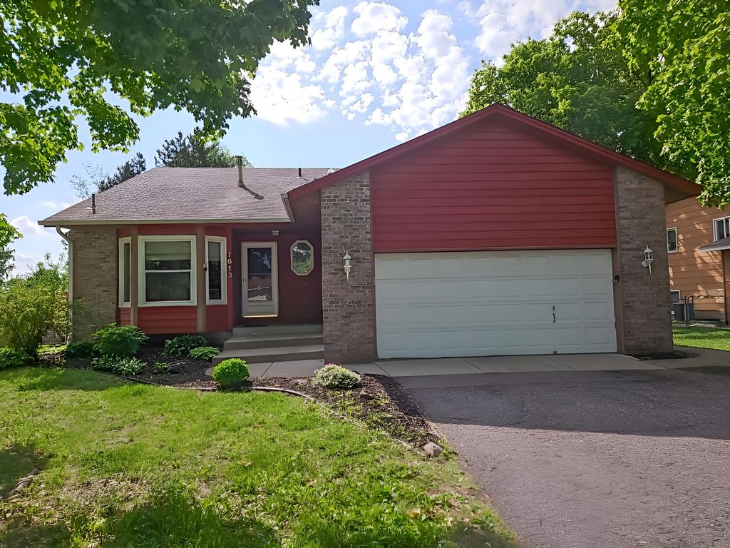 7613 Fairfield Road, Brooklyn Park, MN 55444