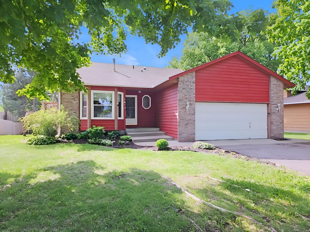 7613 Fairfield Road, Brooklyn Park, MN 55444 — photo 2