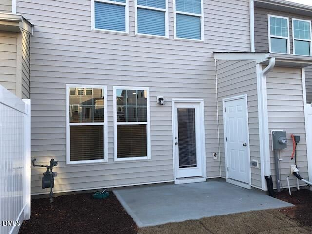 89 Clear Bead Court, Clayton, NC 27527