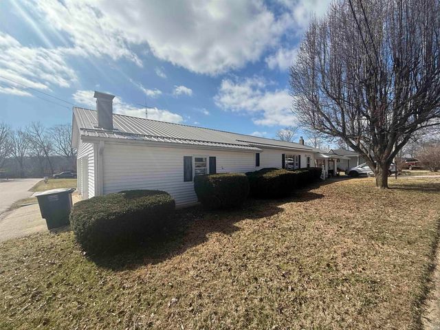 807 Upper Circle Drive, Shoals, IN 47581