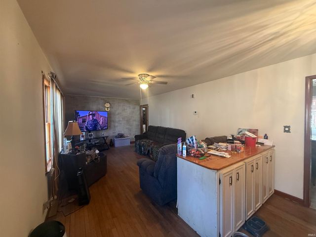 807 Upper Circle Drive, Shoals, IN 47581