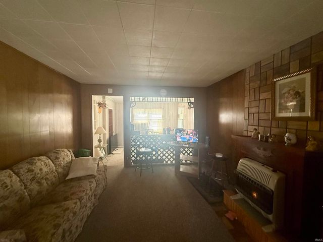 807 Upper Circle Drive, Shoals, IN 47581