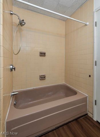 17710 Crestland Road, Cleveland, OH 44119