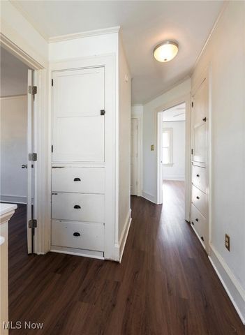 17710 Crestland Road, Cleveland, OH 44119