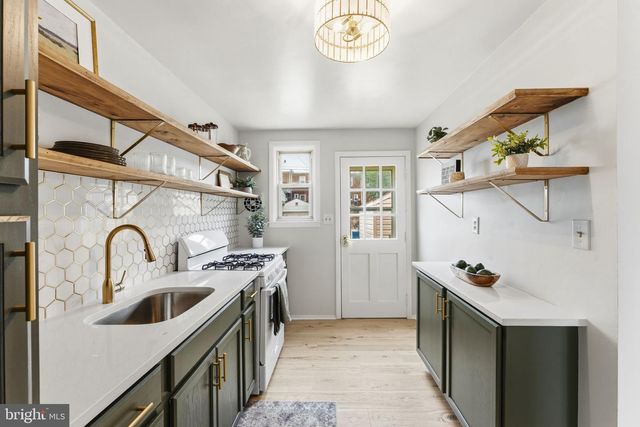 317 STEMMERS RUN RD, Baltimore, MD 21221