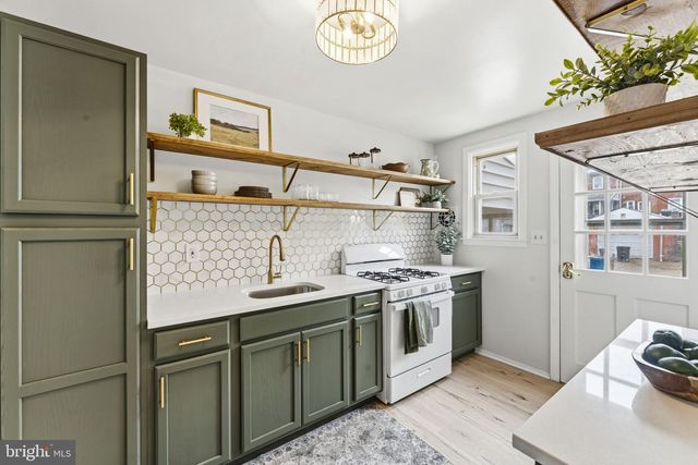 317 STEMMERS RUN RD, Baltimore, MD 21221