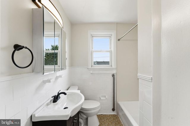 317 STEMMERS RUN RD, Baltimore, MD 21221