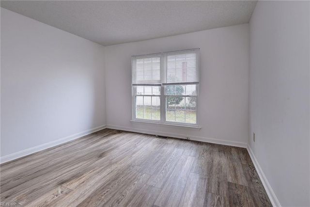 5410 Mary LN, Williamsburg, VA 23188