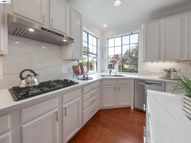 326 I St, Fremont, CA 94536