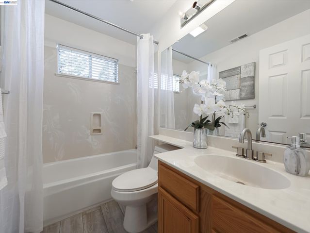 326 I St, Fremont, CA 94536