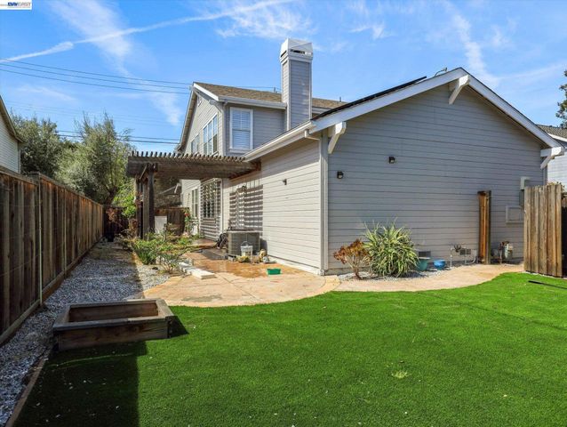 326 I St, Fremont, CA 94536