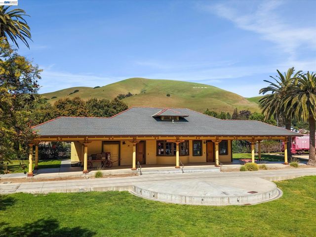 326 I St, Fremont, CA 94536