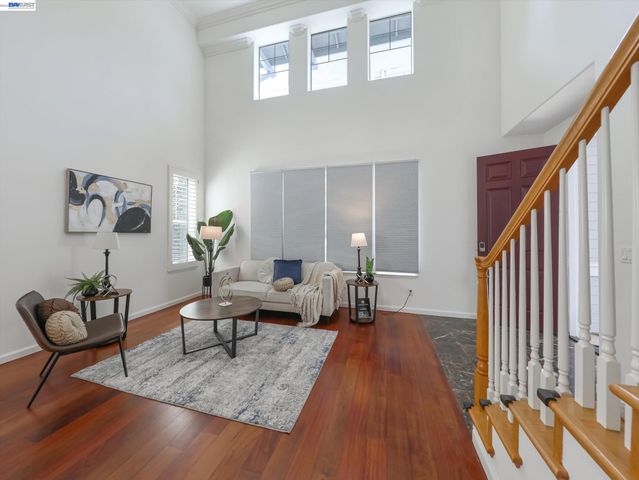 326 I St, Fremont, CA 94536