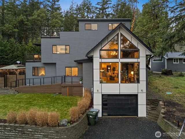 18909 115th Street NW, Allyn, WA 98329