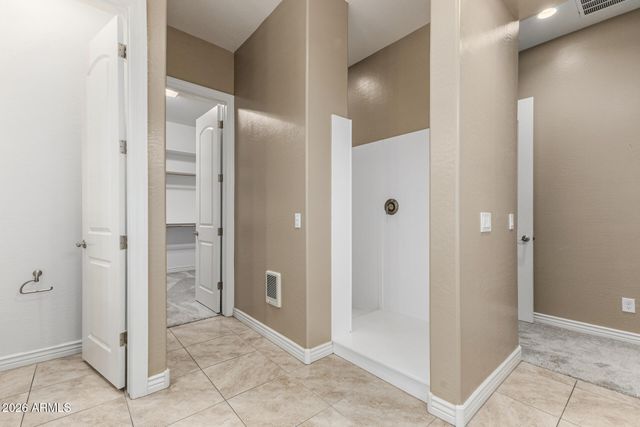 18456 W PARADISE Lane, Surprise, AZ 85388