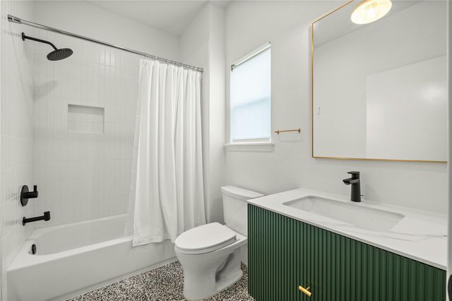 602 Persimmon ST, Lockhart, TX 78644