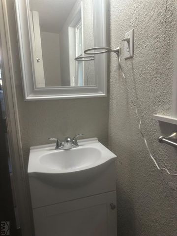 1116 Pine St, Pueblo, CO 81004