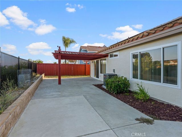 39580 Medina Court, Murrieta, CA 92562