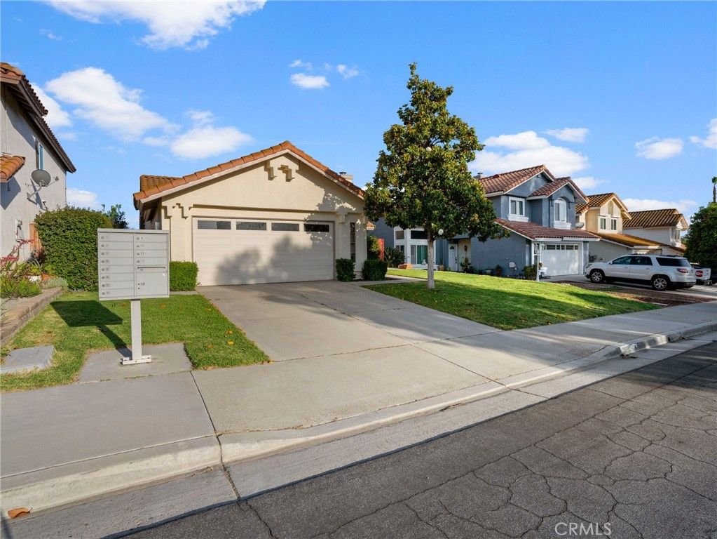 39580 Medina Court, Murrieta, CA 92562