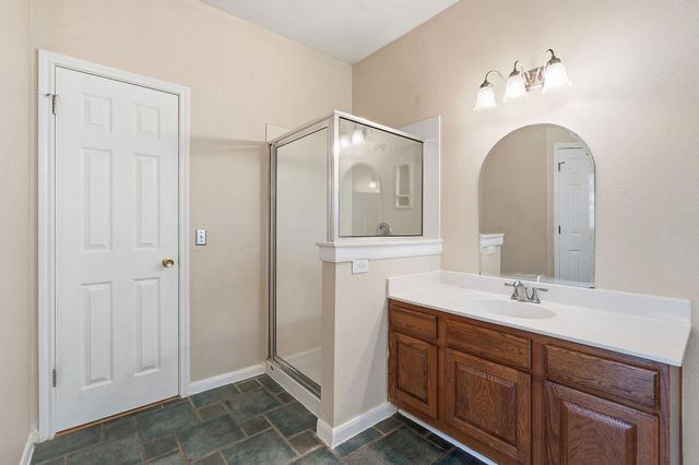 4036 Barlow DR, Round Rock, TX 78681