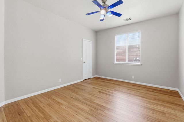 4036 Barlow DR, Round Rock, TX 78681