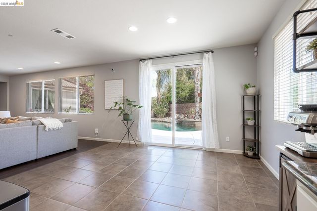 719 Monte Verde Ln, Brentwood, CA 94513