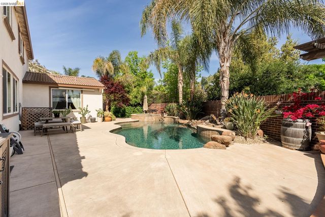 719 Monte Verde Ln, Brentwood, CA 94513