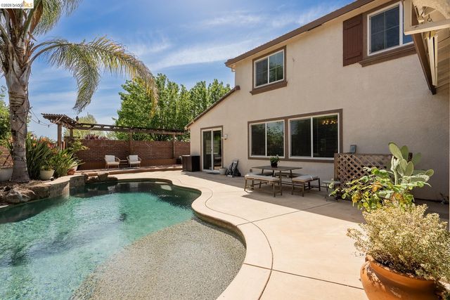 719 Monte Verde Ln, Brentwood, CA 94513