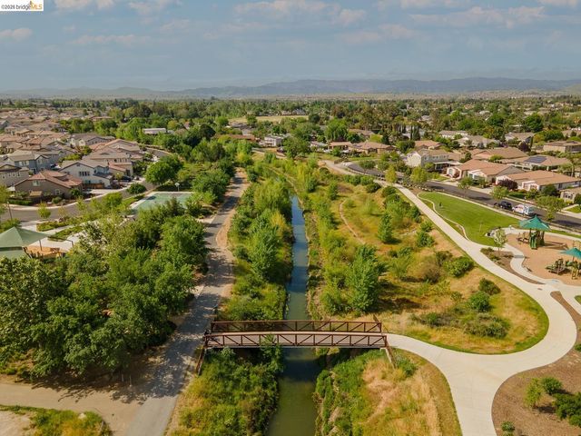 719 Monte Verde Ln, Brentwood, CA 94513