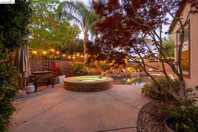 719 Monte Verde Ln, Brentwood, CA 94513