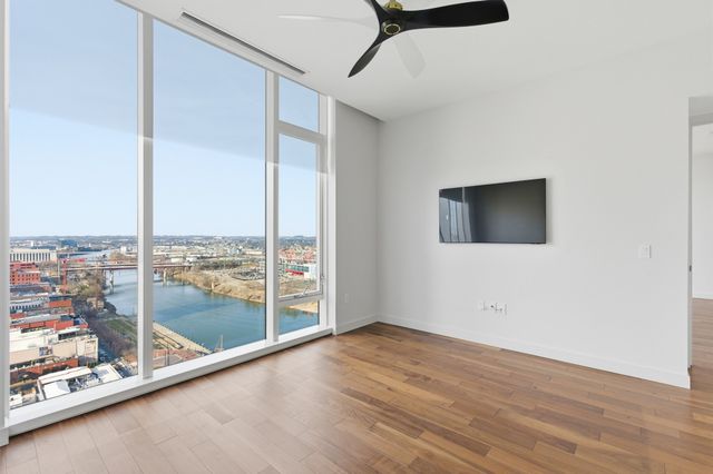 160 2nd Ave S Apt 2003, Nashville, TN 37201