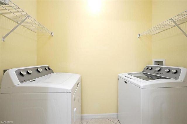 1672 Morning Sun LN D22, Naples, FL 34119