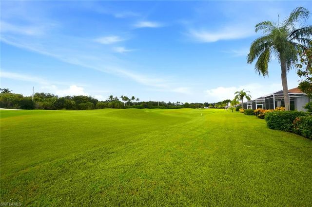 1672 Morning Sun LN D22, Naples, FL 34119